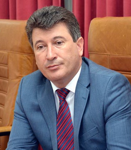 Avansat, chiar în vreme de criză