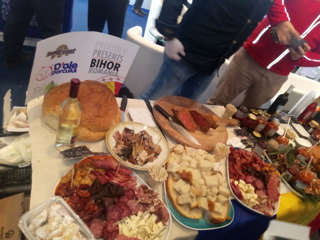 Cumpăraţi şi consumaţi produse agro-alimentare locale! Fiţi mândri! Fiţi loiali! Pentru sănătatea şi bunăstarea noastre, ale tuturor!