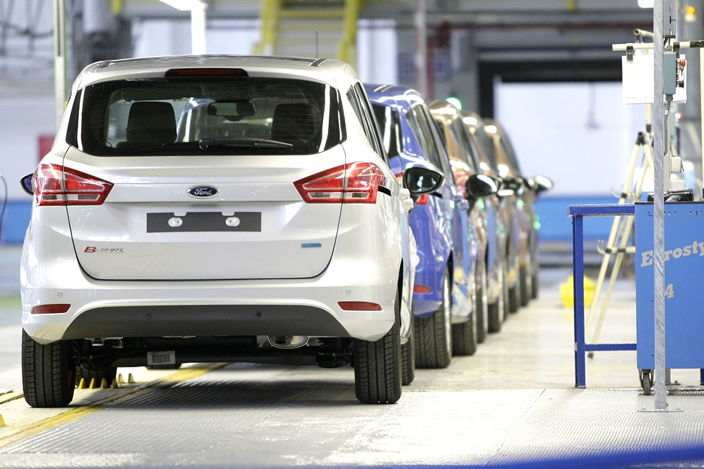 La Craiova, Ford reia producția