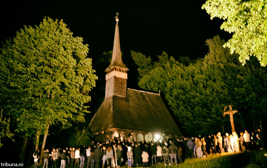 Judecătorii ar putea permite ca de Paște oamenii să meargă la biserică