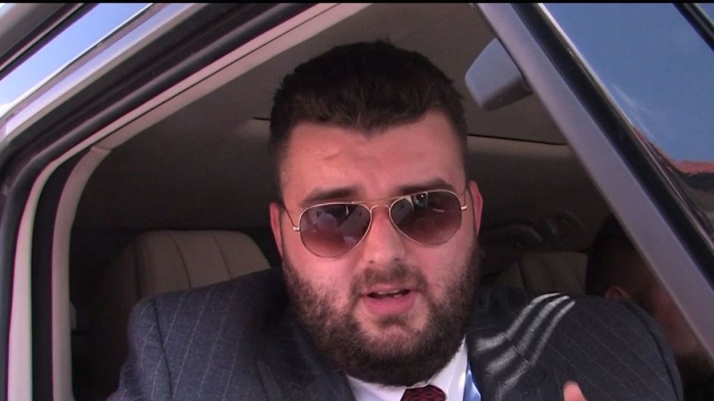 Victor Micula dă hotelul Crișana statului român