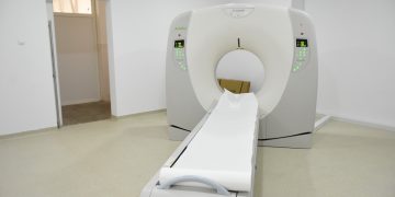 Un computer-tomograf de 3 milioane de lei a fost pus în funcțiune la spitalul din Beiuș