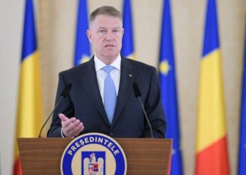 Klaus Iohannis: Se impune prelungirea stării de alertă, dar se pot redeschide mall-urile, piscinele exterioare şi săli de fitness (VIDEO)