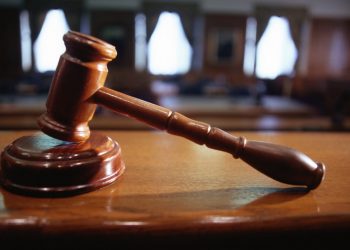 Deficit de personal auxiliar, sedii improprii ori necesitatea unor psihologi | Problemele instanțelor, prezentate miniștrilor Justiției și Finanțelor