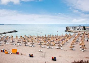 Regulile impuse în turism pe fondul pandemiei de COVID-19, discutate cu proprietarii de afaceri de pe litoralul Mării Negre
