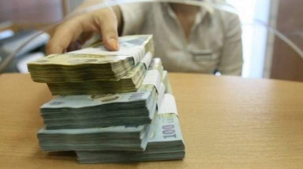Senatul a respins proiectul privind impozitarea pensiilor speciale