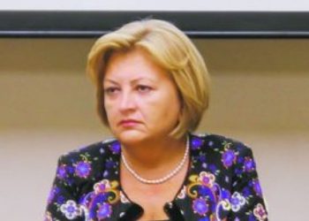 Condamnări în dosarul rețetelor false | Soția fondatorului grupului Polisano și trei medici, închisoare cu executare