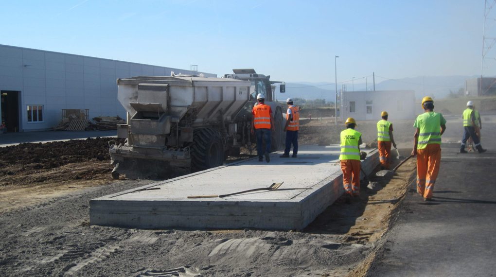 Legea care elimină închisoarea pentru lucrări de infrastructură fără autorizație a fost promulgată