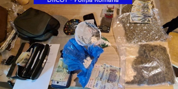 Dealer capturat în flagrant delict | Vindea droguri la doar câteva săptămâni după ce a fost CONDAMNAT pentru același tip de infracțiuni