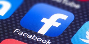Facebook, învins în instanță de un deputat român |  Judecătorii au obligat rețeaua să șteargă contul fals creat în numele parlamentarului