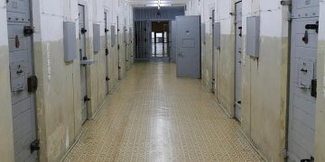 Deținuți morți | Doi bărbați, găsiți fără suflare în aceeași celulă. Un alt deținut a murit în spital