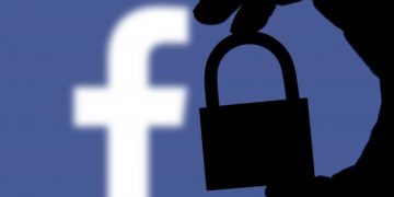 Decizie a Justiției: poți fi CONCEDIAT pentru ceea ce postezi pe Facebook