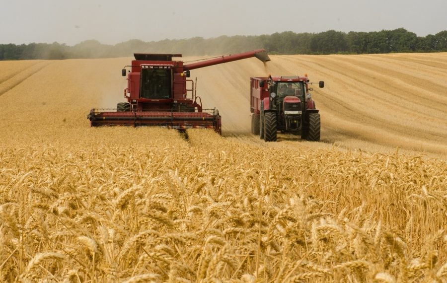 Fermierii vor beneficia de reducerea accizei la motorină încă trei ani