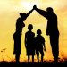 Mama, femeie – tatăl, bărbat | Ungaria schimbă Constituția și definește familia ca o uniune dintre un bărbat și o femeie