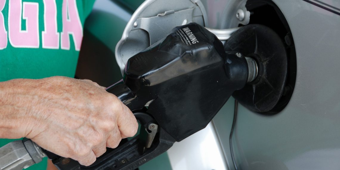 Prima zi din an aduce carburanți mai scumpi