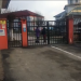 O angajată de la Spitalul de Neuropsihiatrie din Ștei, ÎNJUNGHIATĂ în spate de un bolnav psihic