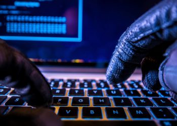 AVERTISMENT | Numele a șase bănci din România, folosite de HACKERI pentru a fura datele bancare ale utilizatorilor