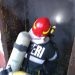 La un pas de TRAGEDIE | Adolescent ARS pe față, mâini și piept după ce a încercat să facă focul cu benzină