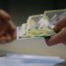 Peste 43.000 de bihoreni, plătiți cu salariul MINIM | Bihorul e pe locul 3 în topul național al salariaților cu venitul cel mai mic