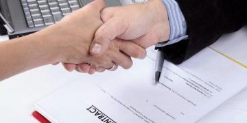 MODIFICĂRI în contractul individual de muncă | A fost introdusă o nouă obligație pentru angajatori