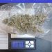 Flagrant delict cu droguri într-o parcare din Oradea | Patru bihoreni prinși în timp ce încercau să vândă cannabis