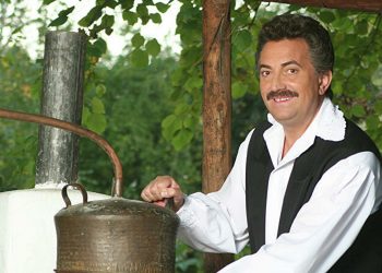 Procurorii au deschis dosar de ucidere din culpă în cazul morţii cântărețului Petrică Mîţu Stoian