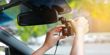 ATENȚIE, șoferi! | Închisoare pentru cei care modifică kilometrajul unei mașini. Imaginile de pe camerele de bord pot deveni probe (DOCUMENTE)