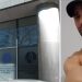 Hairstylist-ul Ionuț Butcă, reținut din nou de DIICOT Oradea pentru pornografie infantilă și trafic de minori | Ar fi distribuit contracost filme și fotografii cu doi minori în ipostaze sexuale explicite