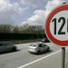 Limita de viteză pe drumurile expres, în afara localităților, crește la 120 km/h |  Ce modificări au fost aduse Codului Rutier printr-o lege promulgată azi