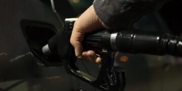 Prețul motorinei a scăzut sub 8 lei, în Oradea | Este pentru prima oară în ultimele 6 luni când se ajunge sub acest nivel