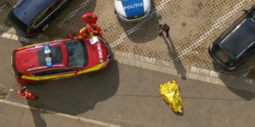 VIDEO. Incident tragic în Oradea | Un bărbat a murit după ce a căzut de pe un bloc de pe Strada Aluminei