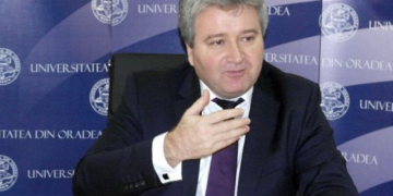 Sub presiunea ”prețului uriaș la energie”, unele universități din țară se mută în online | La Oradea, cursurile rămân în format fizic