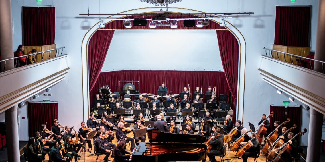 Ajun simfonic la Filarmonica de Stat din Oradea | Două concerte sunt programate de Crăciun