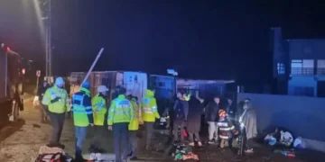 Miracol de Crăciun: medicii au replantat brațele unei adolescente de 15 ani. 10 medicii au operat-o 20 de ore