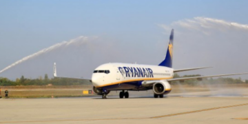 Oradea, fără curse aeriene externe | USR îi cere lui Ilie Bolojan să spună care e planul pentru aeroportul din oraș