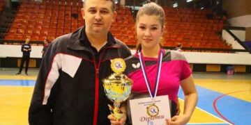 Alesia Sferlea, orădeanca de 15 ani legitimată la CSM Arad, premiată la Gala tenisului românesc