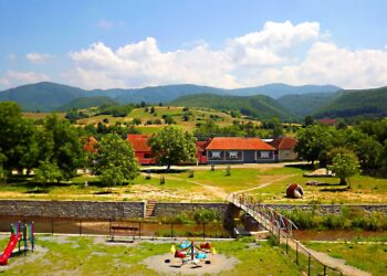 Budureasa, Pietroasa, Bratca și Suncuiuș, cele mai noi intrari pe lista staţiunilor turistice de interes local
