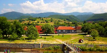 Budureasa, Pietroasa, Bratca și Suncuiuș, cele mai noi intrari pe lista staţiunilor turistice de interes local
