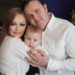 Acasă la deputatul slovacilor. Georgiana și Adrian Merka, primul Crăciun alături de minunea lor, Andrei. Bucuria unui tată care “s-a uitat la primul scutec schimbat ca la un motor de navă spațială”