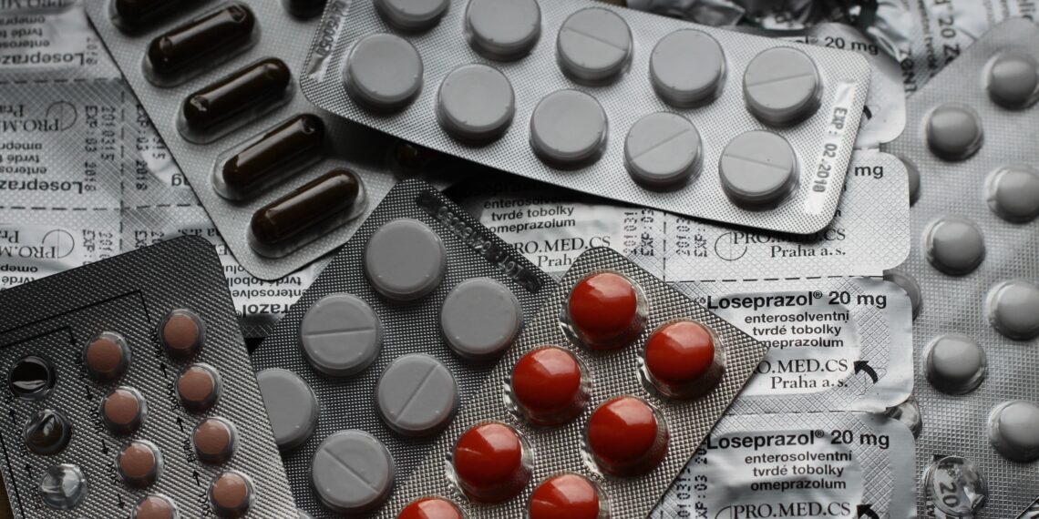 Medicamente compensate cu 90% | De la 1 ianuarie, creşte plafonul veniturilor