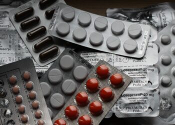 Medicamente compensate cu 90% | De la 1 ianuarie, creşte plafonul veniturilor