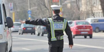 Polițiștii locali vor putea da amenzi de circulație | Legea a fost promulgată