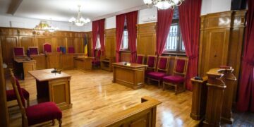 Un fost lider politic scapă de sechestru asigurator pe o mică avere
