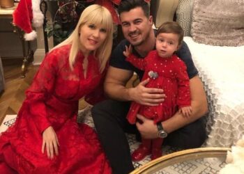 Elena Udrea: Pare că toată tristețea din lume se adună aici…