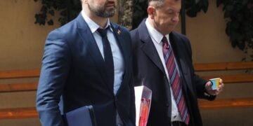 Parlamentarul care azi vrea să demonstreze că nu a fost parte dintr-un grup infracțional organizat. Se prezintă la Înalta Curte. Acuzat că era cărăuș de migranți la granița cu Ungaria