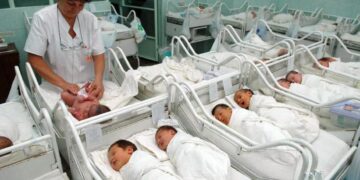 7 ani a muncit fostul parlamentar Florica Cherecheș să modifice Legea Adopțiilor. George Simion spune că e discriminatorie și vrea noi modificări