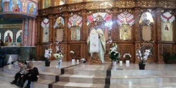 A schimbat costumul de ministru cu sutana. Marcel Boloș, din fotoliul de la Investiții Europene în Altar