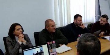 VIDEO.Scandal. Titlul de cetățean de onoare al Beiușului, acordat fostului șef al Camerei Deputaților Dan Marțian, pus sub semnul întrebării. “Unora li s-au cerut scrisori de recomandare din cimitir”