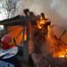 Pompieri: Intervenția din această dimineață ne-a rupt sufletul. Trei copii de 2,3,6 ani morți în pat, în incendiu