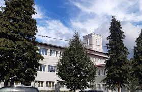 Angajații au dat spitalul în judecată. Fiindcă și juristul e printre reclamanți, spitalul caută avocat